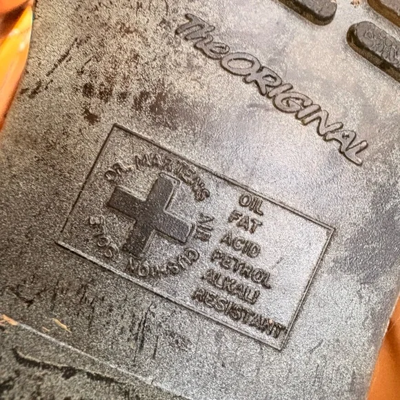 Doc Martens Distressed W7 - Picture 5 of 13